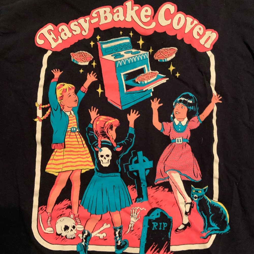 Easy bake coven tee